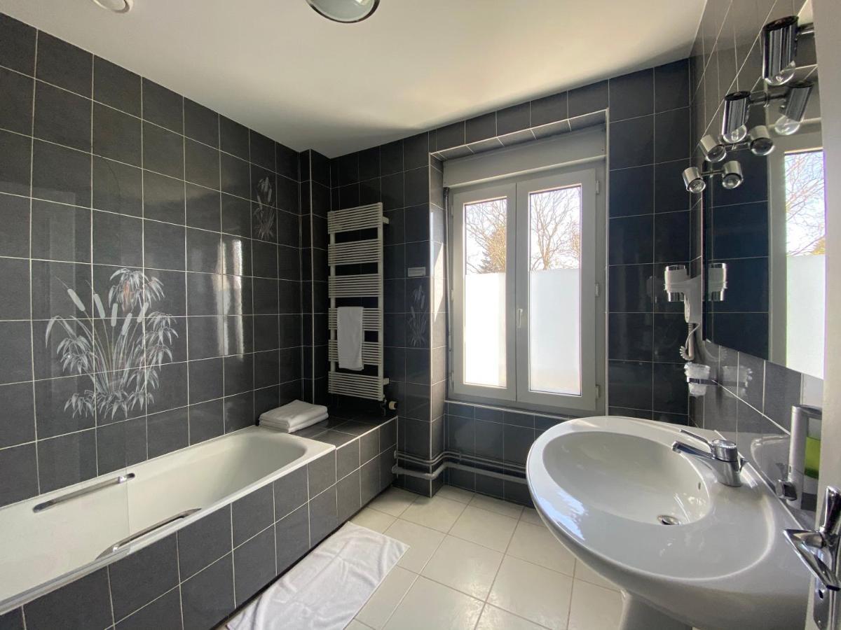 The Originals Boutique, Hotel Terminus, Bourg-En-Bresse Gare المظهر الخارجي الصورة