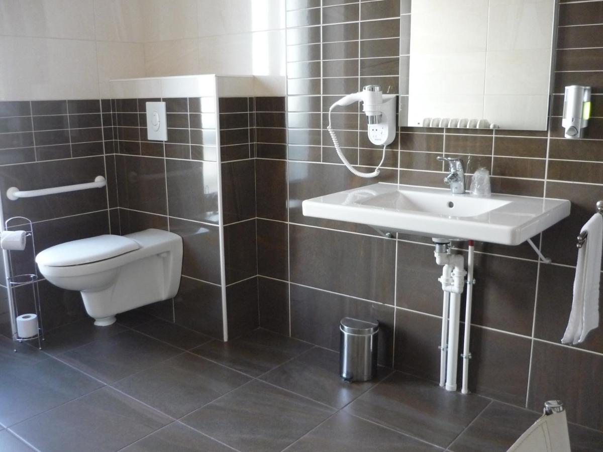 The Originals Boutique, Hotel Terminus, Bourg-En-Bresse Gare المظهر الخارجي الصورة