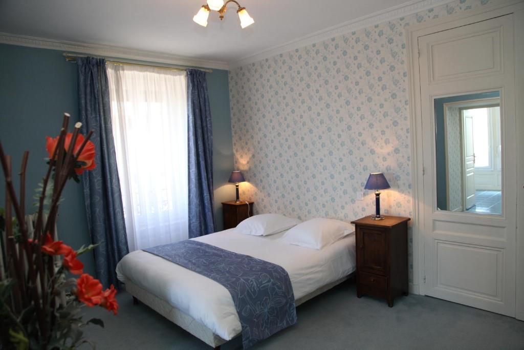 The Originals Boutique, Hotel Terminus, Bourg-En-Bresse Gare الغرفة الصورة