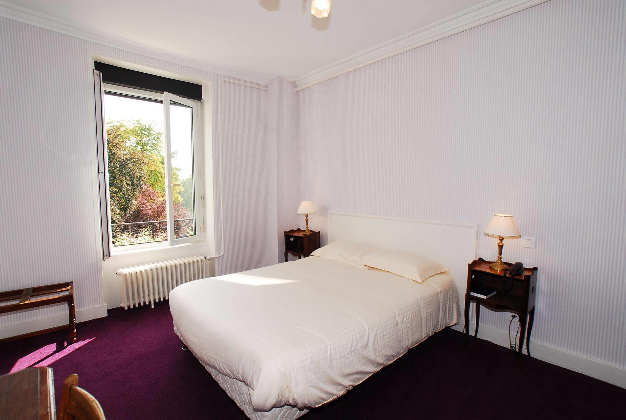The Originals Boutique, Hotel Terminus, Bourg-En-Bresse Gare المظهر الخارجي الصورة